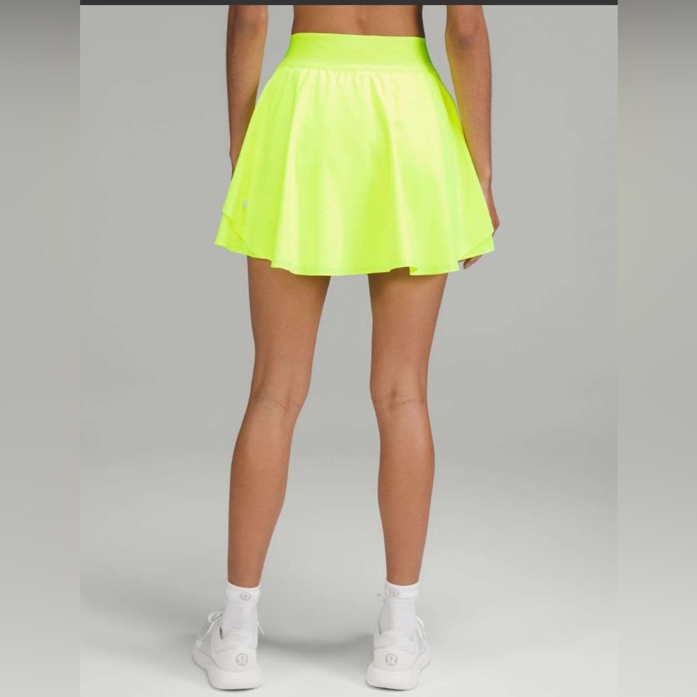🍋Lululemon Court Rival High-Rise Skirt Long Size 10 Highlight Yellow W8ABUT🍋 - Picture 15 of 16